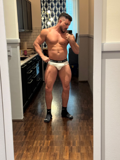 garoto de programa - Adrian