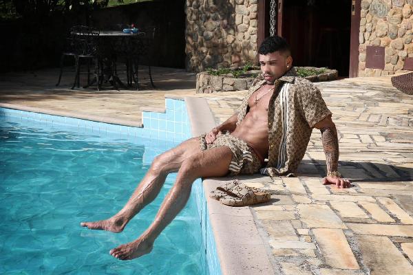 Garoto de programa, acompanhante masculino - Apolo Guerra