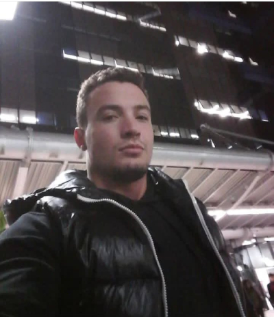 garoto de programa - César