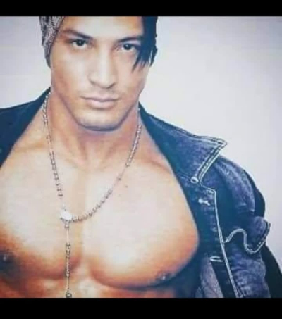 garoto de programa - César