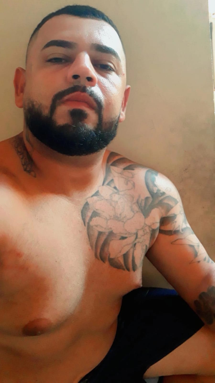  garoto de programa AGuerreiro