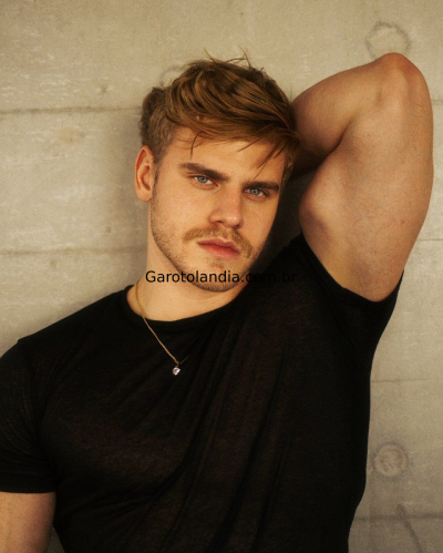 garoto de programa - Modelo Dotado 21 CM